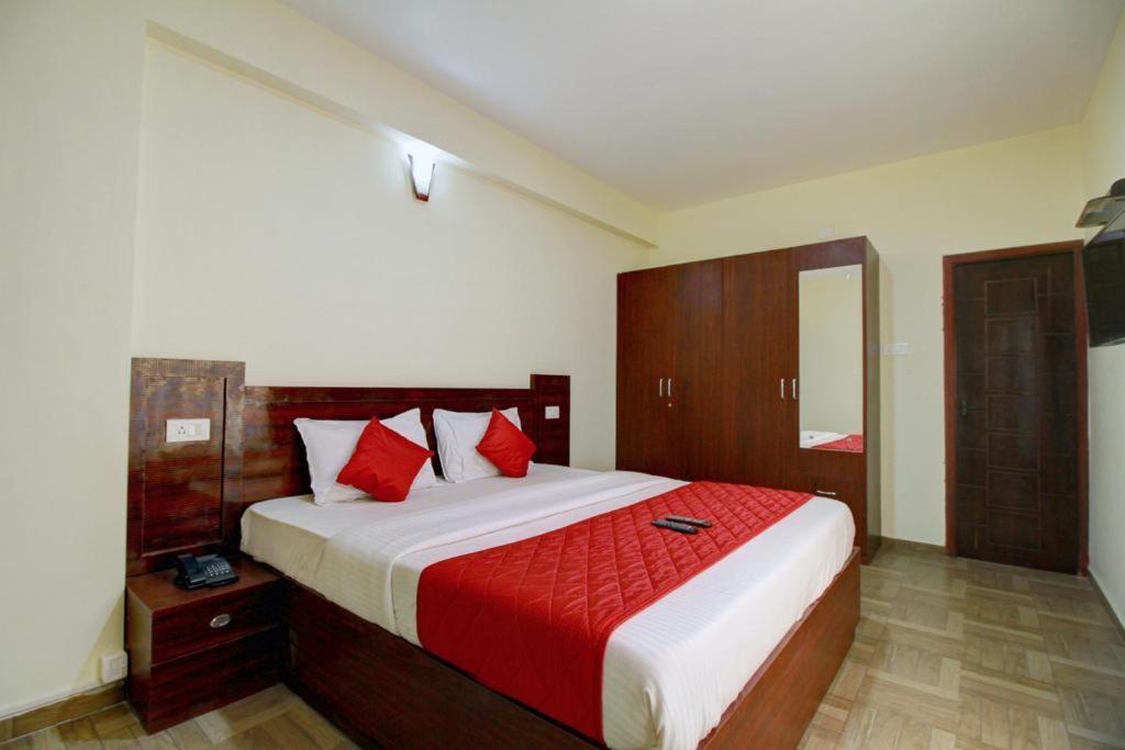 Pinehill Suits Ooty Extérieur photo